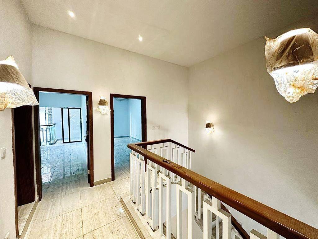 À LOUER : MAISON DUPLEX À NGALIEMA – MACAMPAGNE