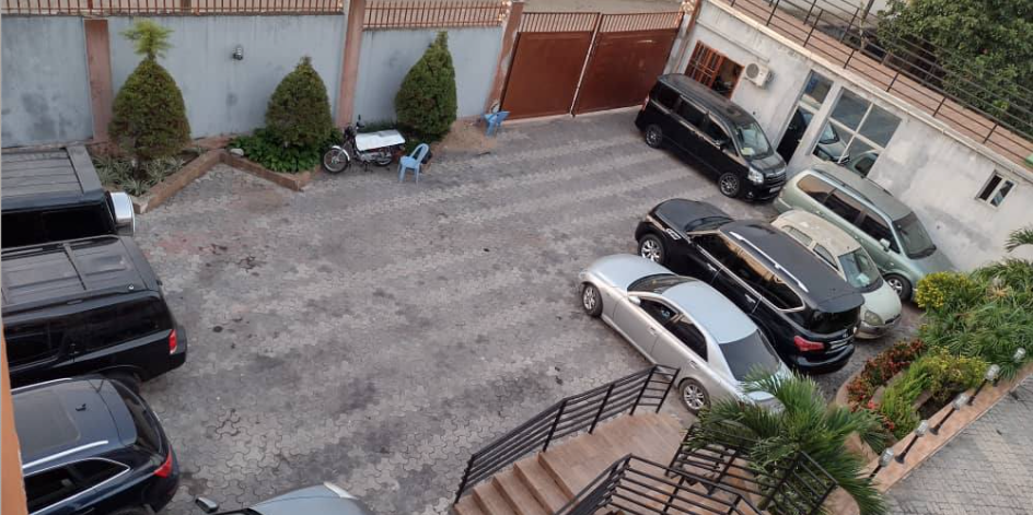 UNE VILLA EN VENTE À NGALIEMA JOLI PARC