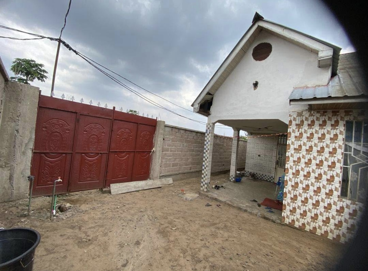 Maison 3 chambres Mont Ngafula