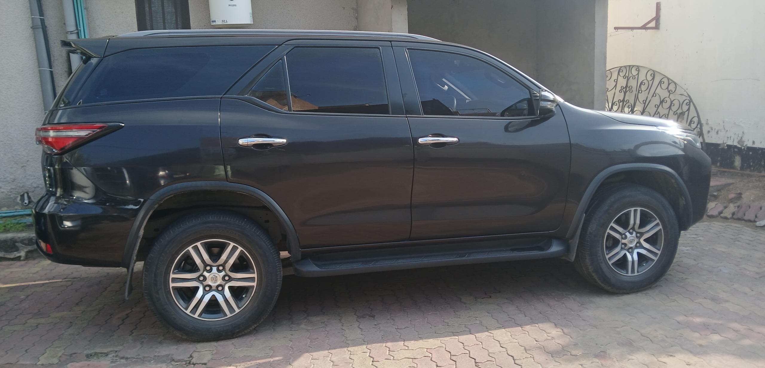 Toyota Fortuner essence
