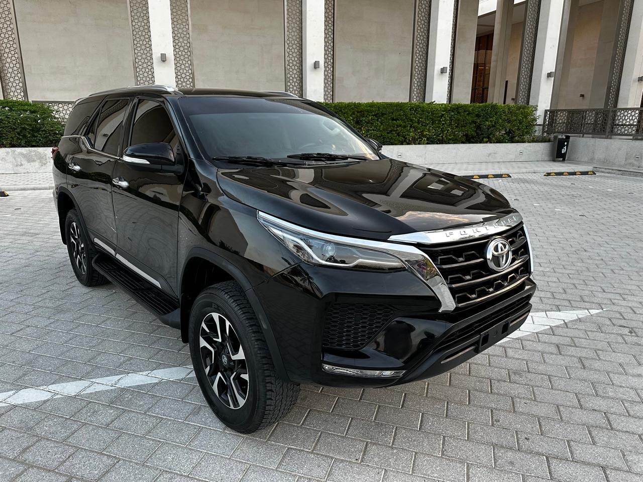 Toyota Fortuner 2023