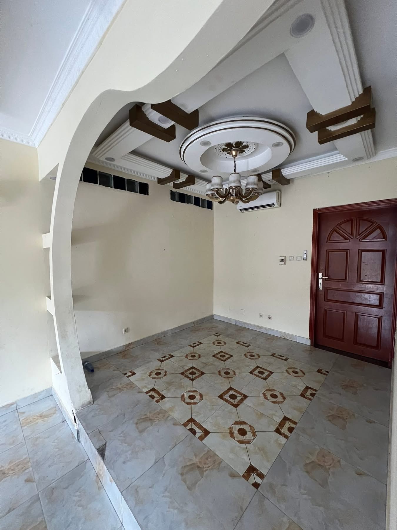 Maison 5chambres Limete