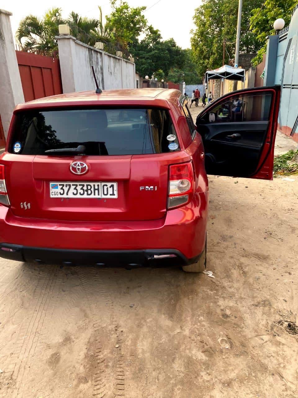 Toyota IST