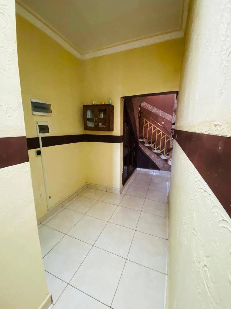 Maison à louer Mbudi