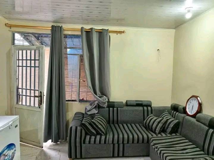 Maison Basse à Louer – Binza Ozone