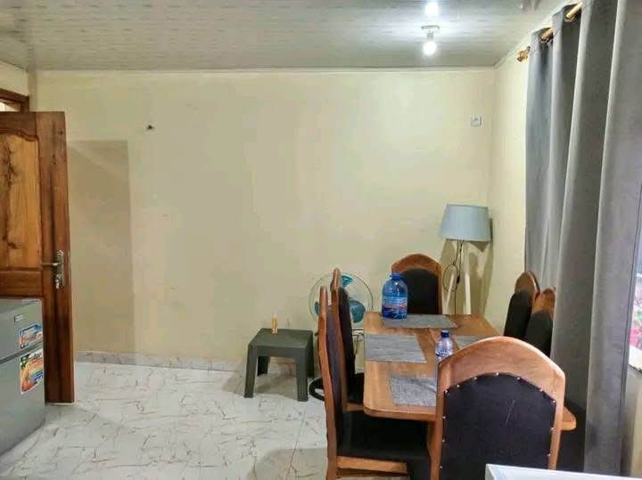 Maison Basse à Louer – Binza Ozone