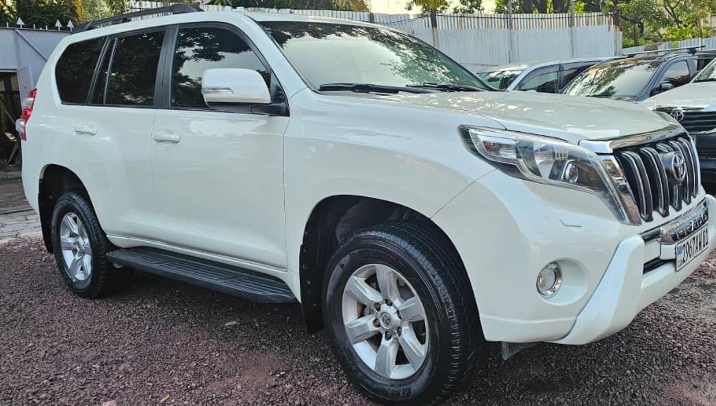 À VENDRE – TOYOTA Land Cruiser Prado TXL