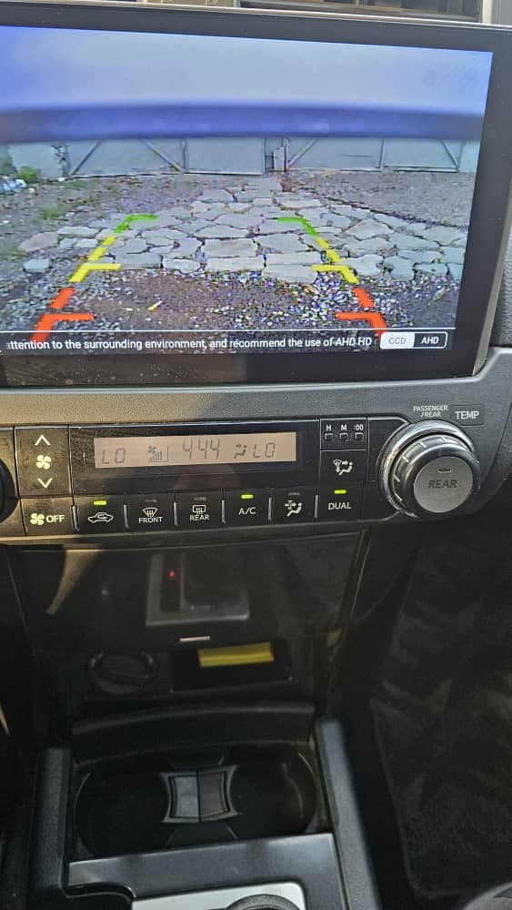 À VENDRE – TOYOTA Land Cruiser Prado TXL