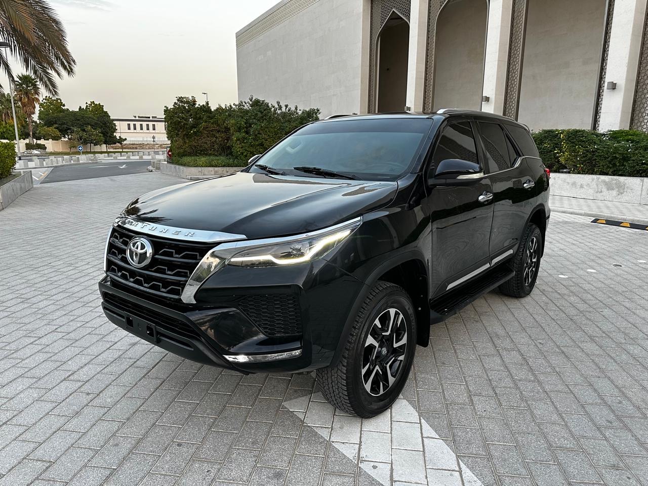 Toyota Fortuner 2023