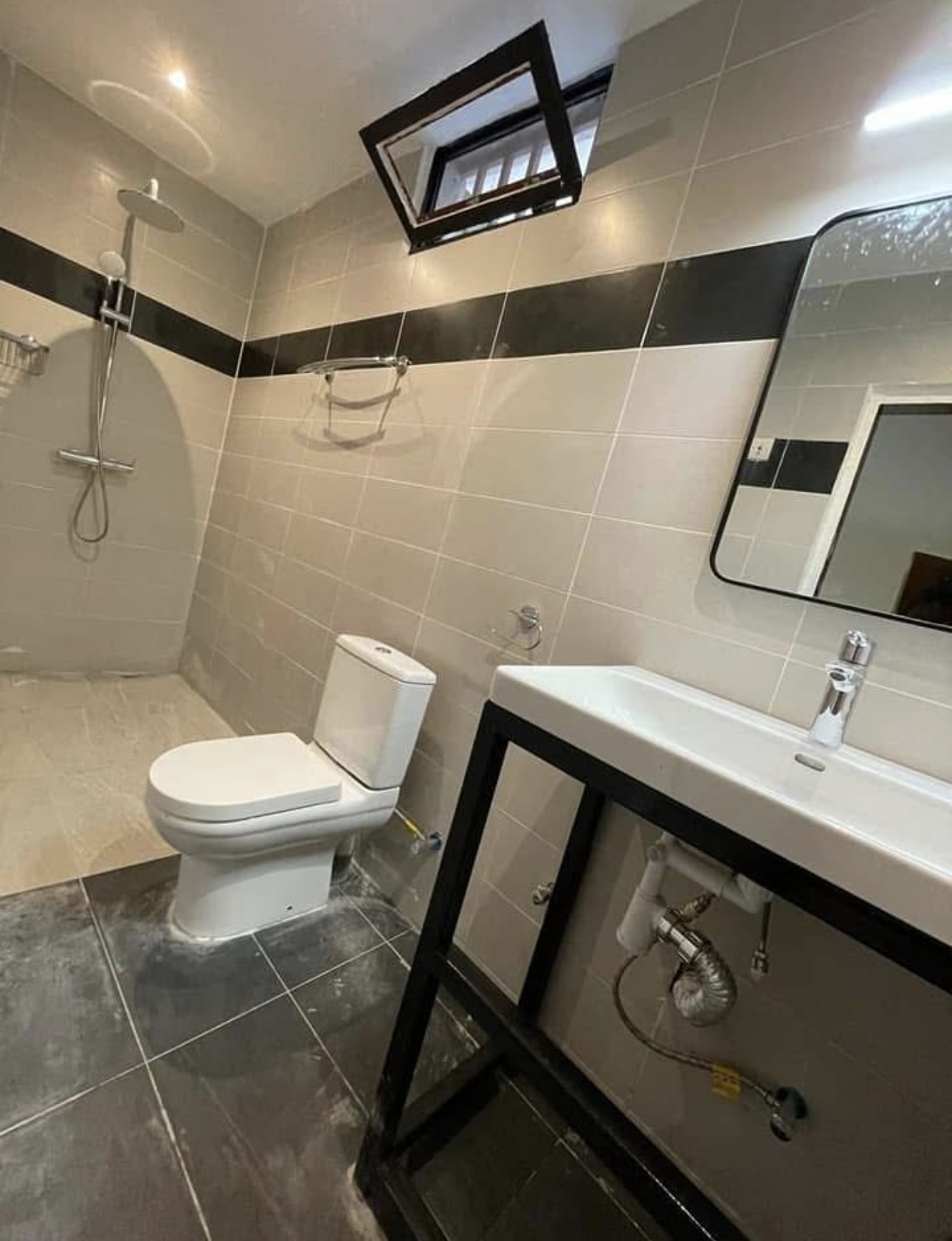 Parcelle jumelee Kinstambo 3 chambres