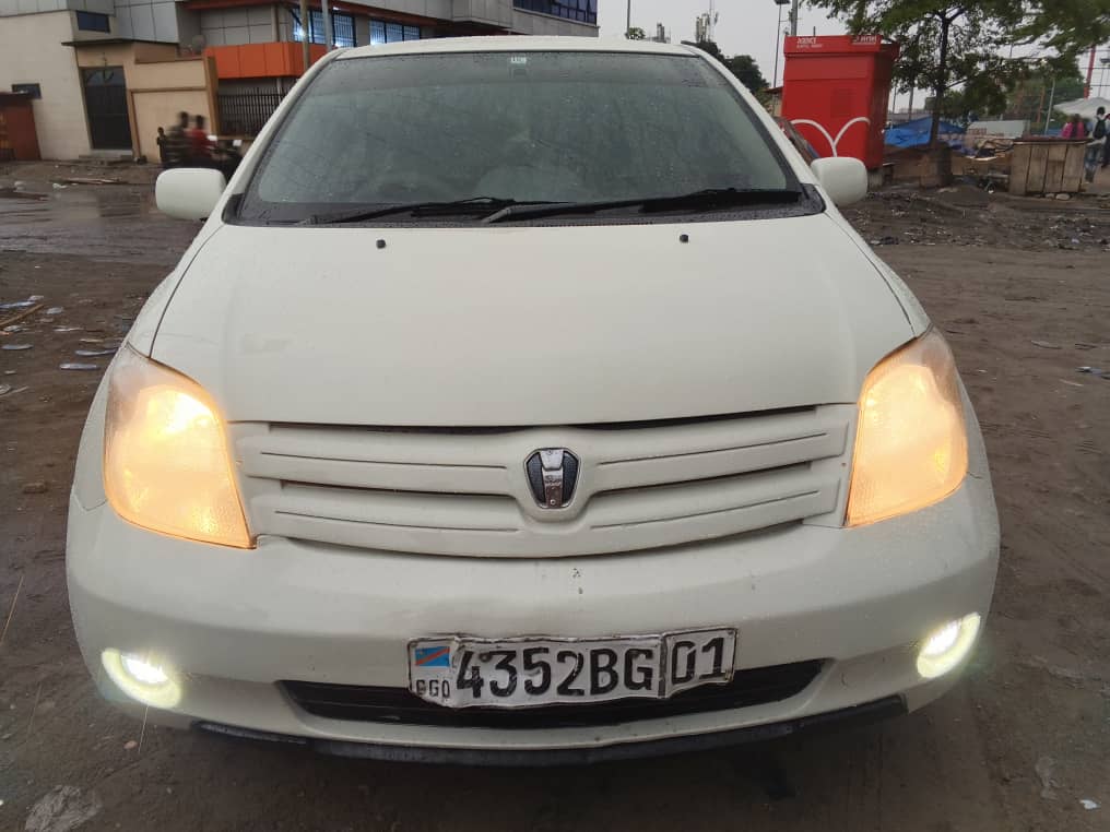 Toyota IST