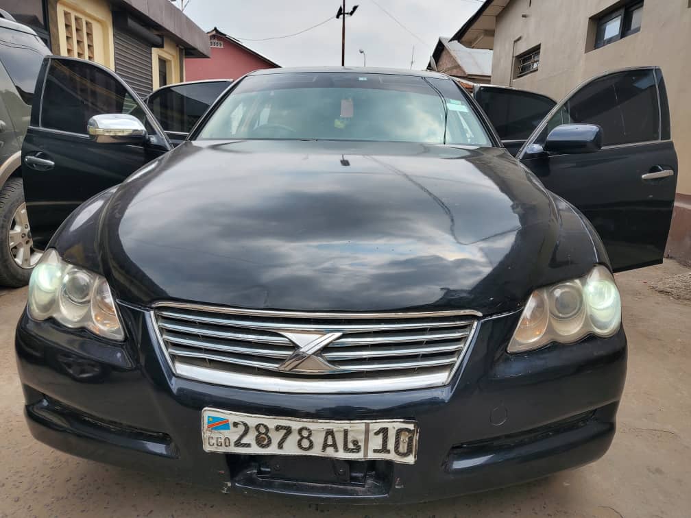 TOYOTA MARK X