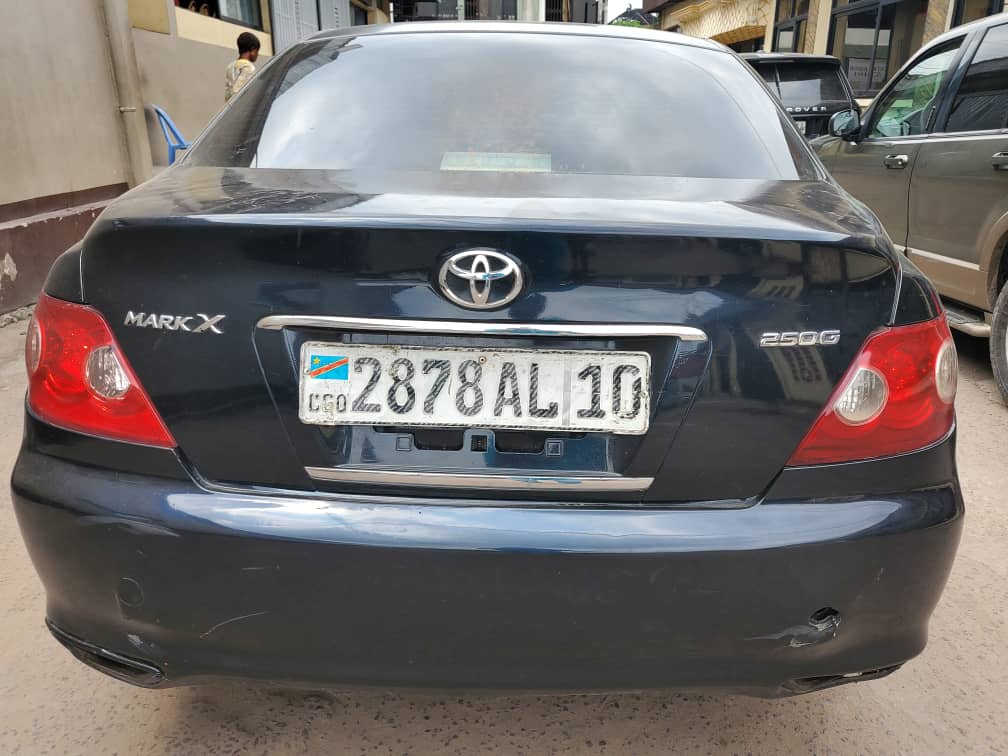 TOYOTA MARK X