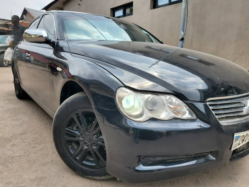 TOYOTA MARK X