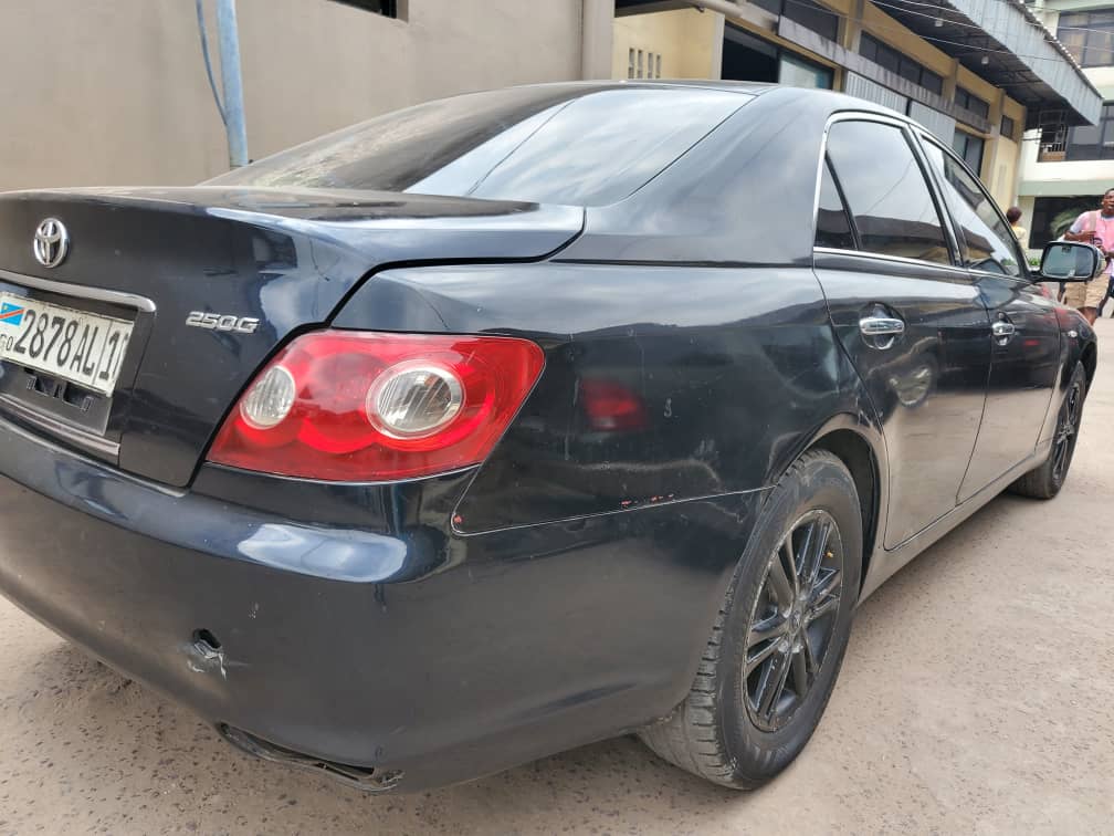 TOYOTA MARK X