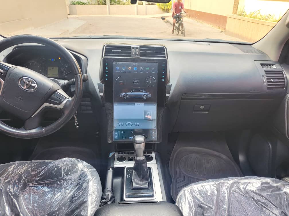 Prado VX.R 2020