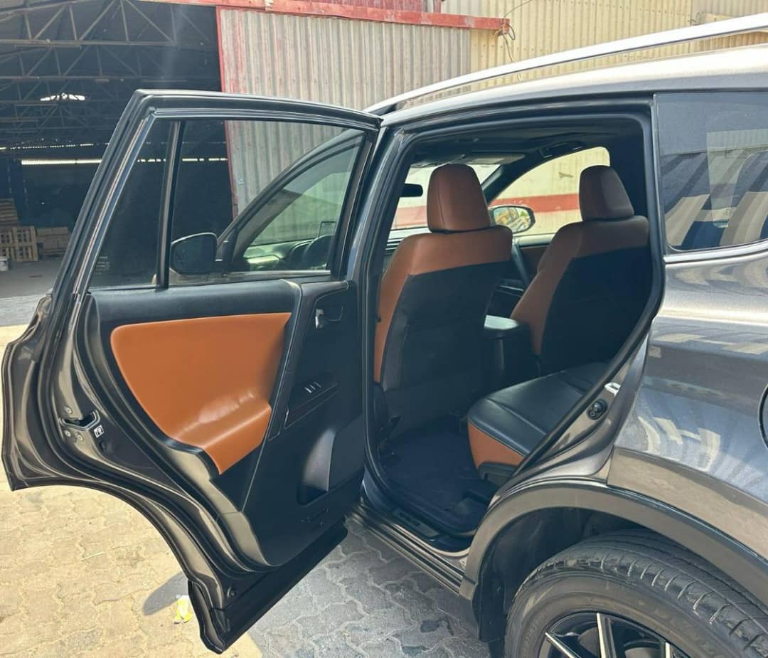 TOYOTA RAV4 2016