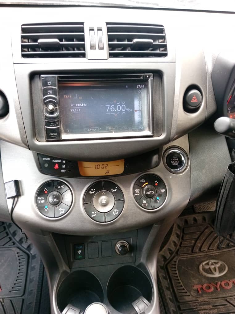 TOYOTA vanguard 2014