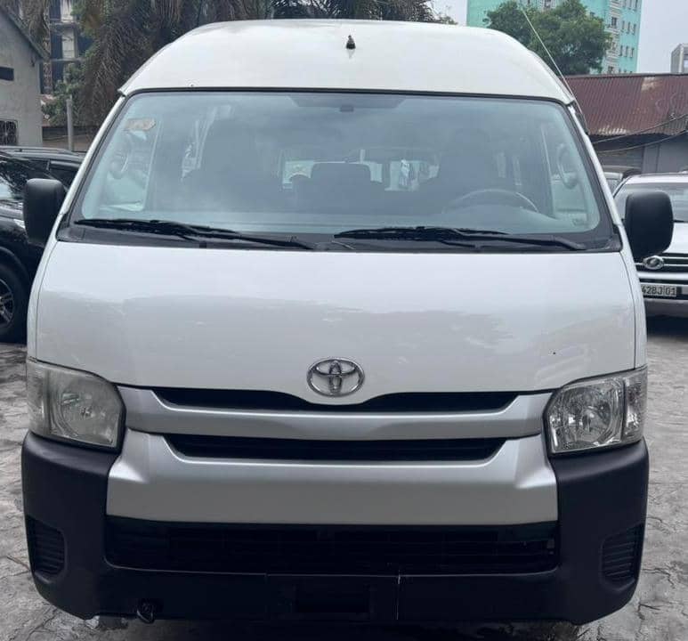Toyota Hiace 2018