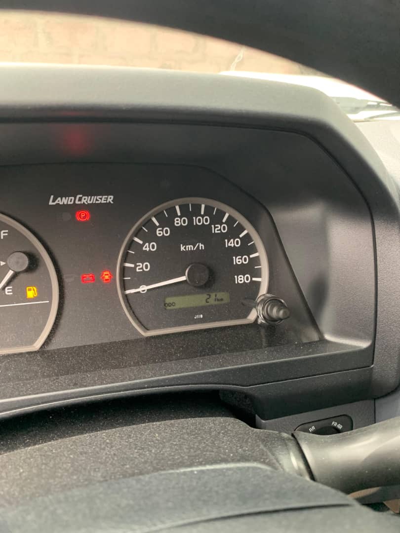 Toyota Land Cruiser LX 2024