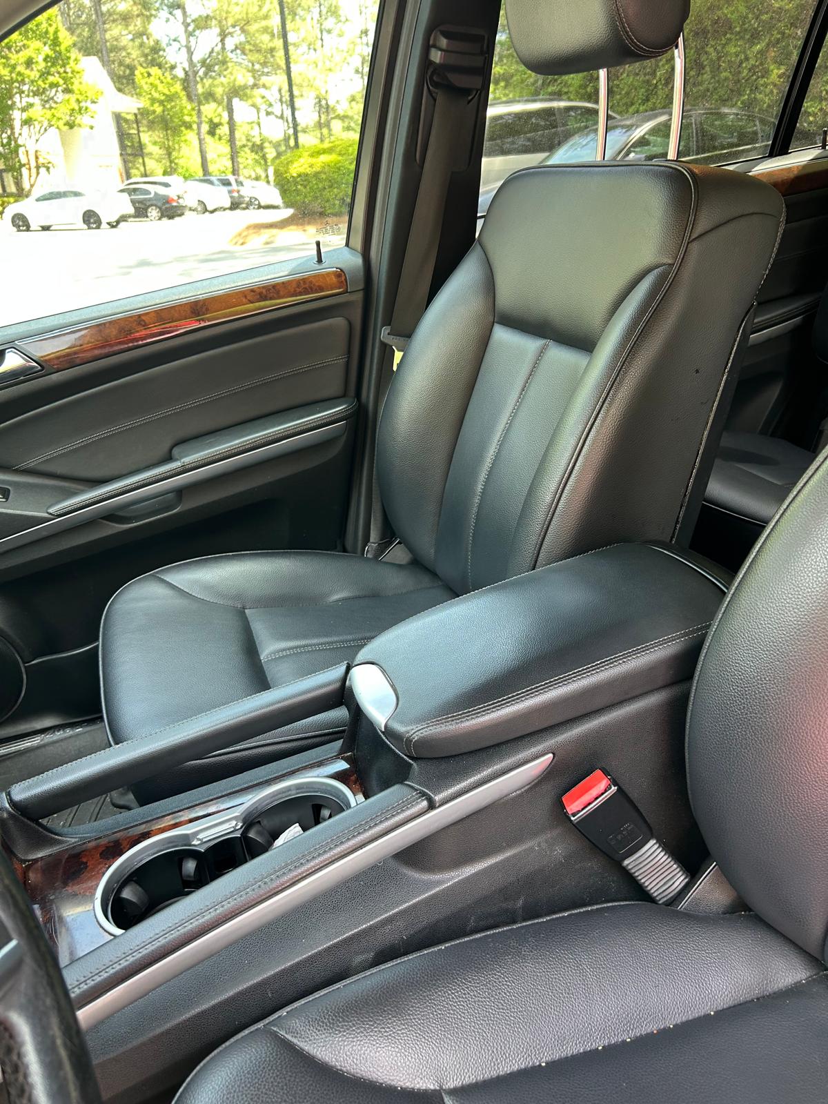 Mercedes GL450 sans plaque