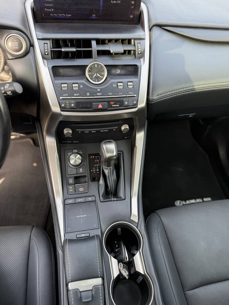 LEXUS NX300 ANNÉE 2022